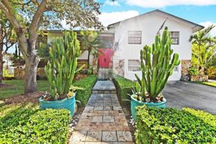 19831 Sw 81st Ct - Photo 1 of 1