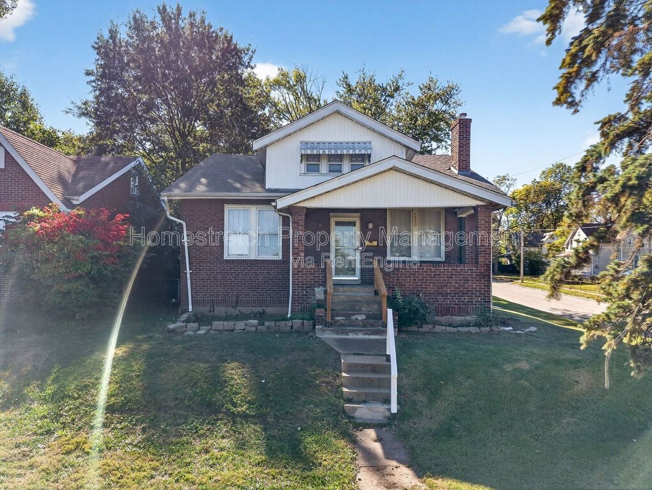 2330 Hord Ave - Photo 2 of 31