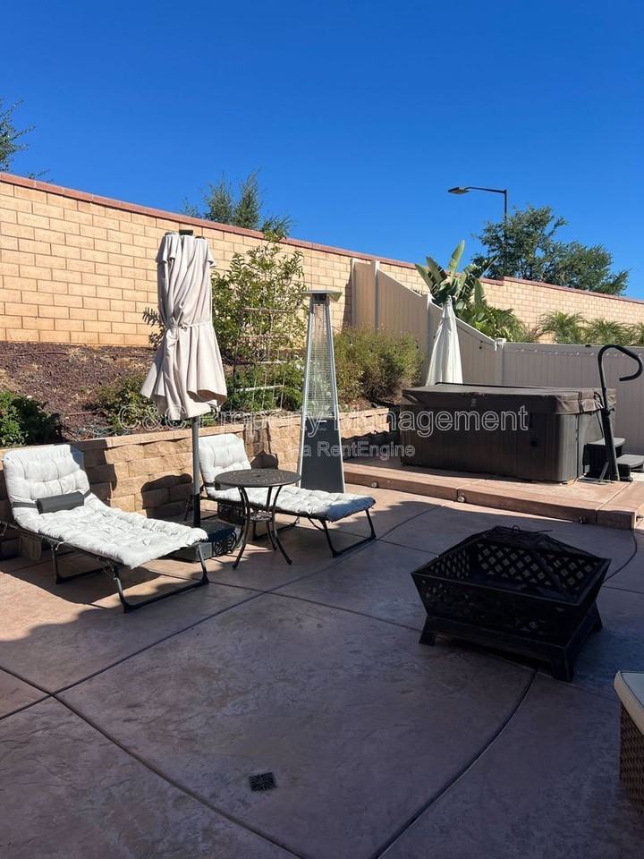 1628 Park Run Ln - Photo 3 of 18