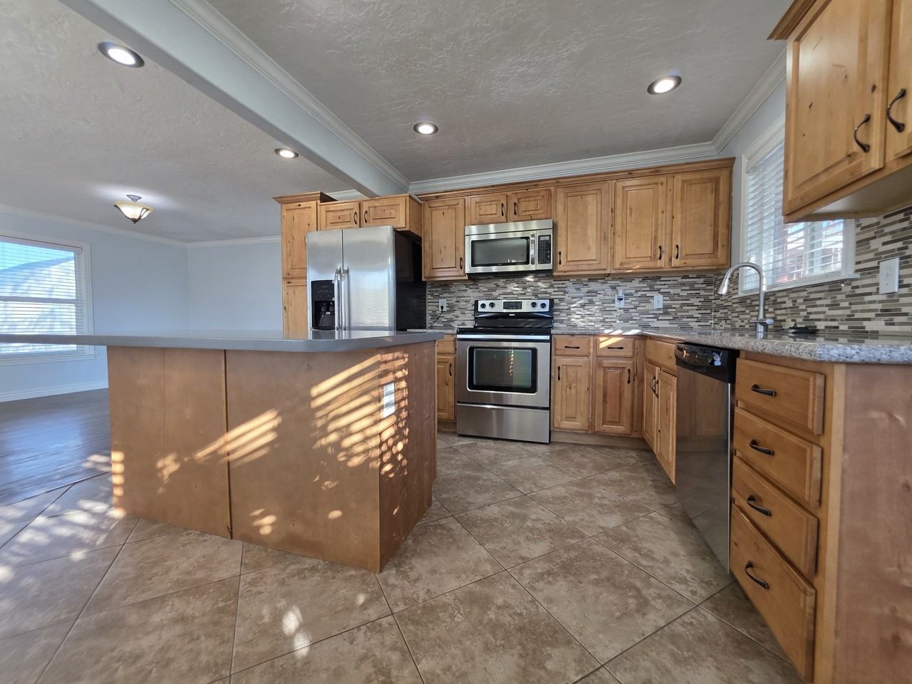 7222 Sw; #A - Photo 3 of 18