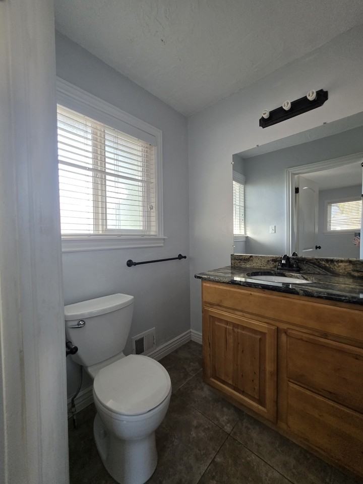 7222 Sw; #A - Photo 3 of 17