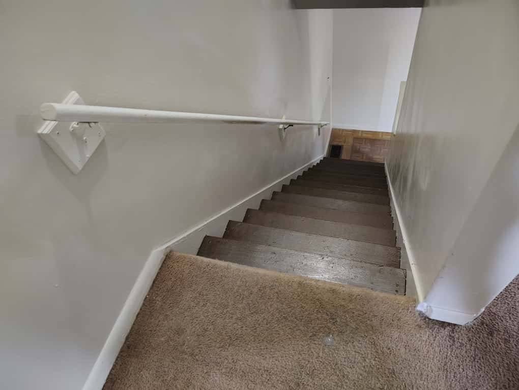 432 S 12th St - Photo 2 of 7