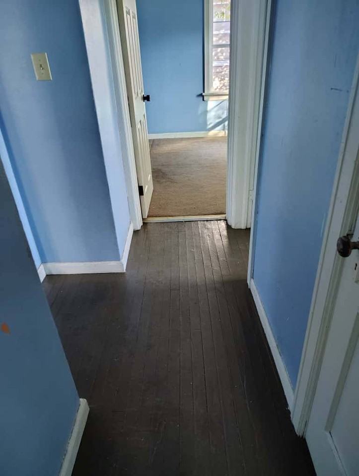 1532 Walton St - Photo 4 of 9