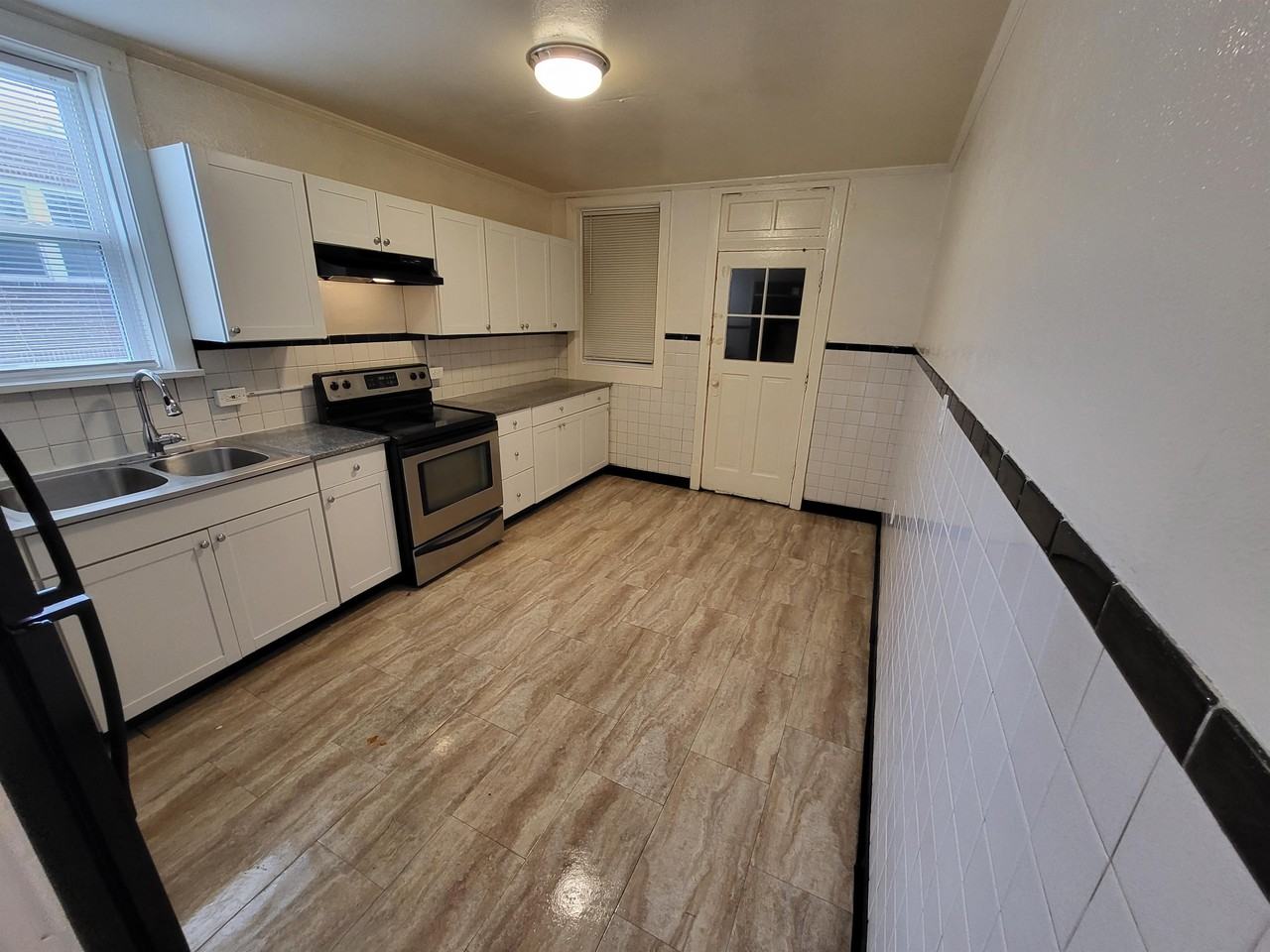 3927 N Taylor Ave #A