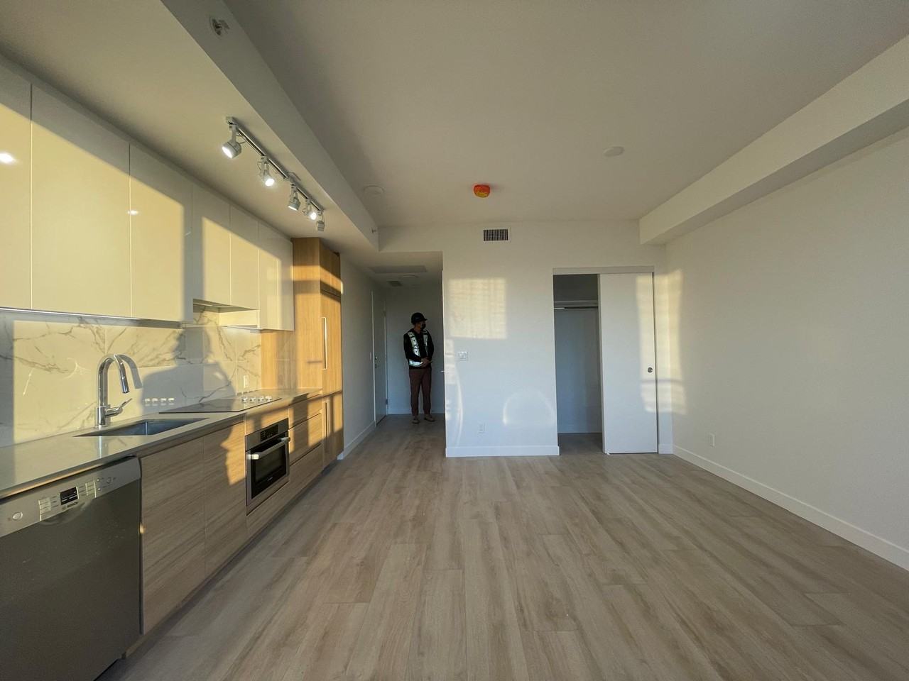 10626 City Parkway #1108 - Photo 2 of 18