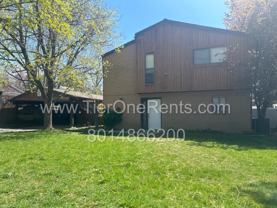 2274 E Four Woods Cir Unit B - Photo 1 of 1