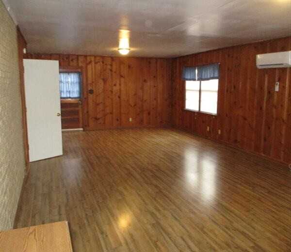 1139 Chickasaw Rd - Photo 2 of 14