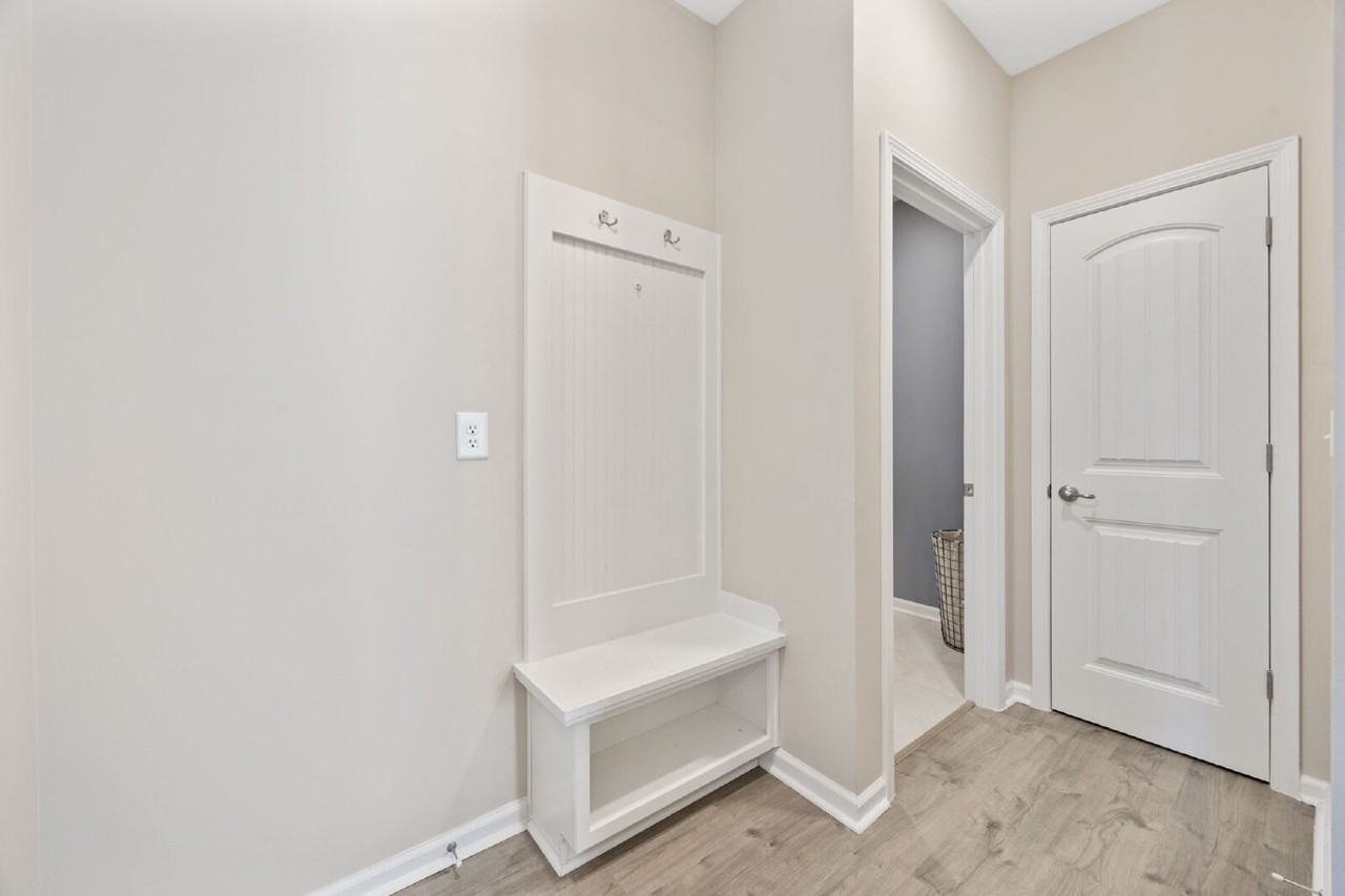 5008 Sassari Ct - Photo 5 of 39