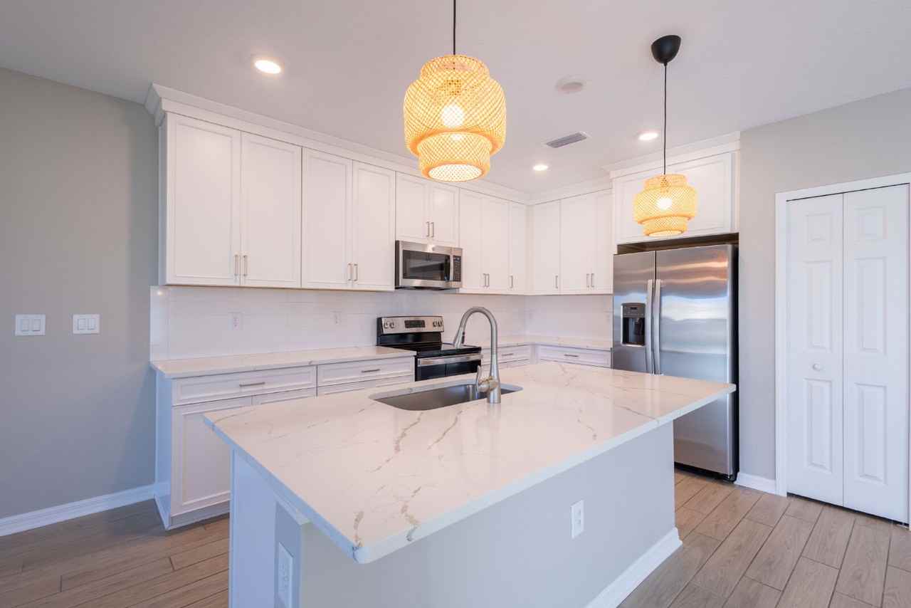 5535 Tripoli Dr - Photo 5 of 40