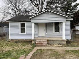 403 N Bridge St - Photo 1 of 1