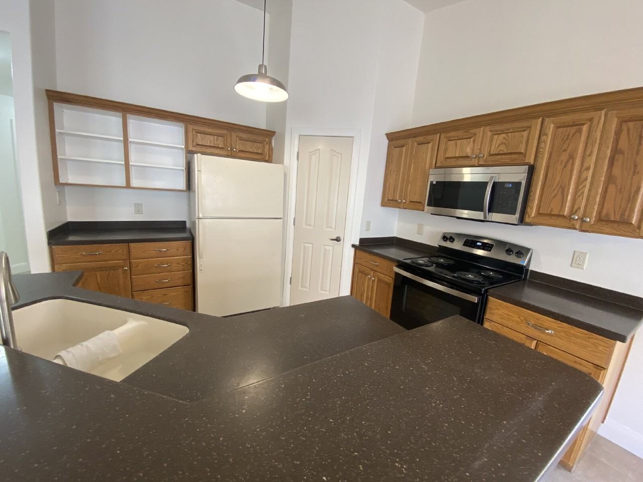 1614 N 2130 W - Photo 2 of 19