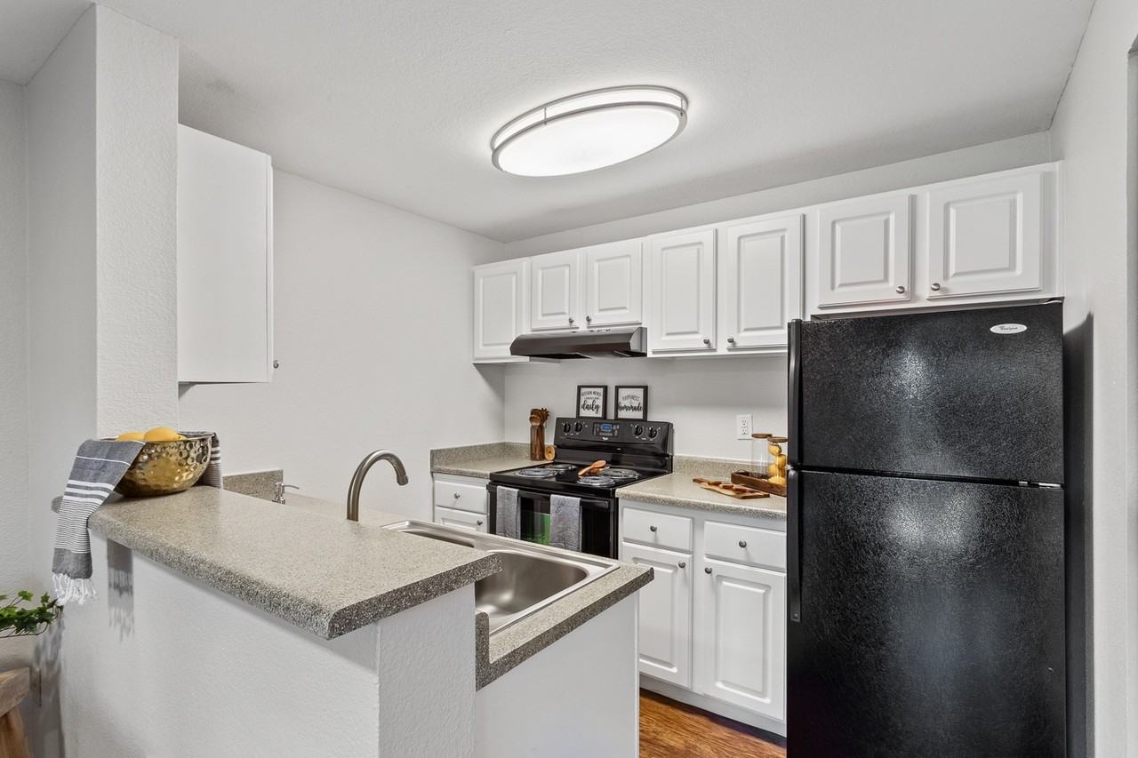 MonteVista - Photo 6 of 50