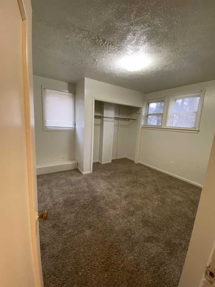 603 2nd St #1 - Photo 2 of 9