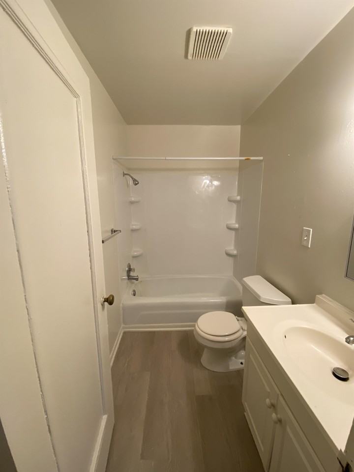 603 2nd Street #1 - Photo 3 of 9