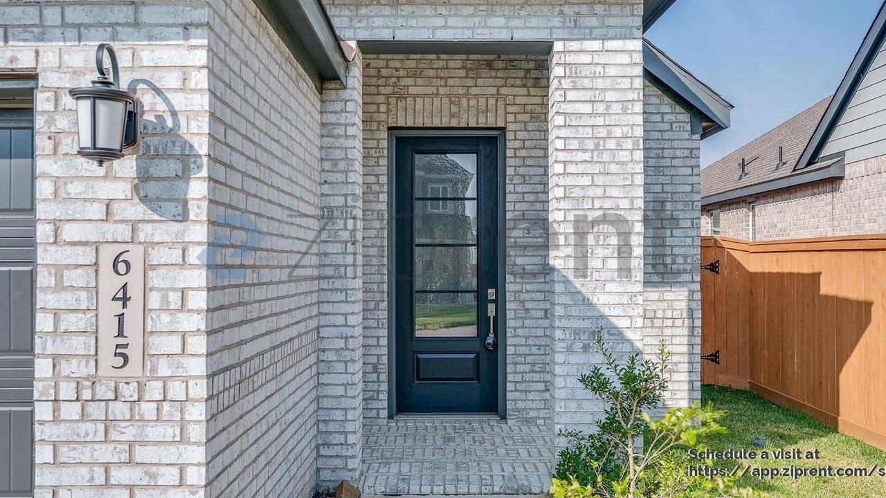 6415 Serenity Terrace Dr - Photo 5 of 30