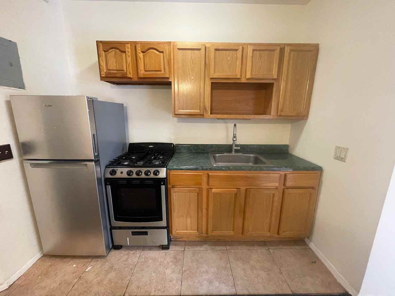 629 Glenmore Avenue #2F - Photo 2 of 10