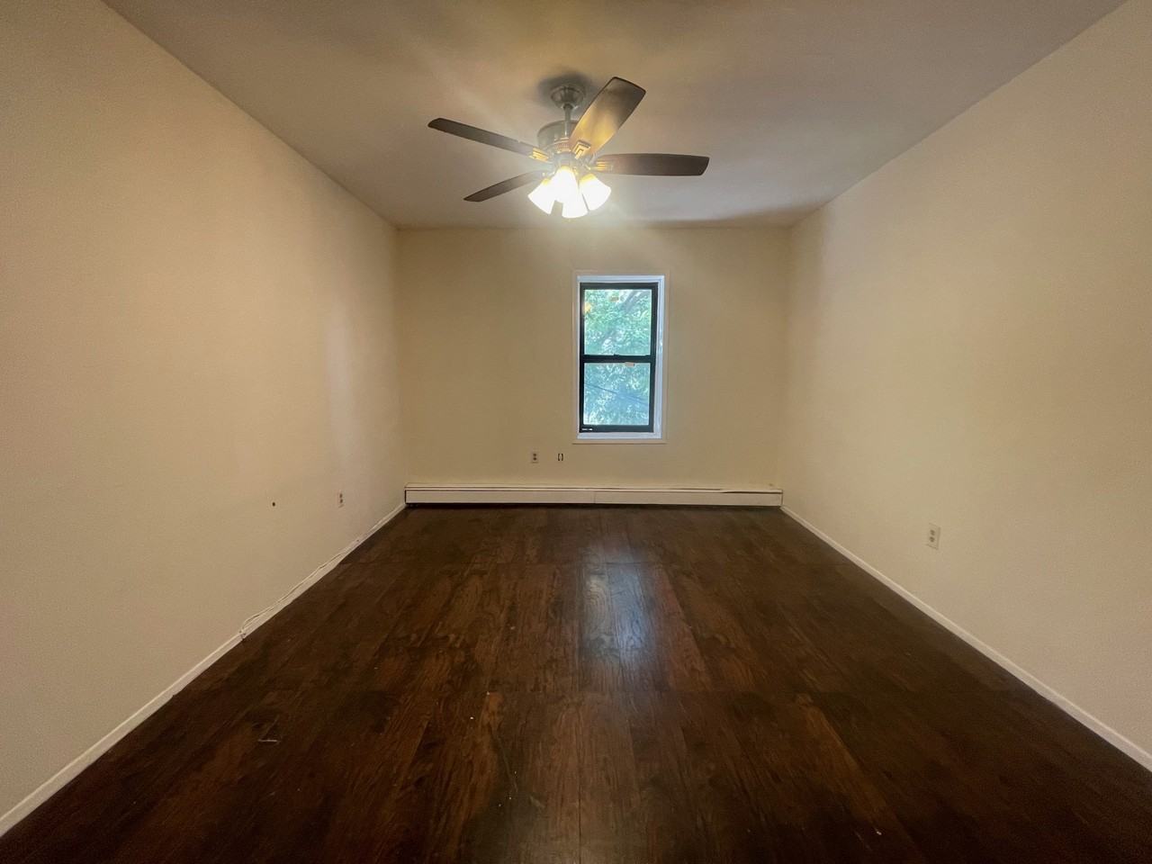 629 Glenmore Avenue #2F - Photo 4 of 10