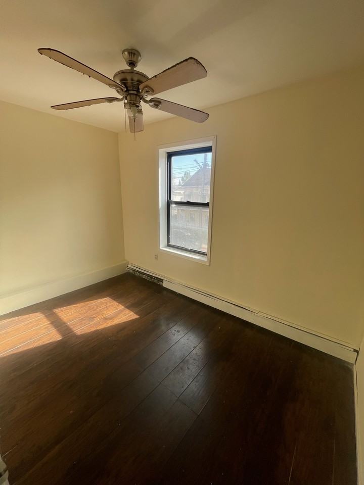 629 Glenmore Avenue #2F - Photo 7 of 10