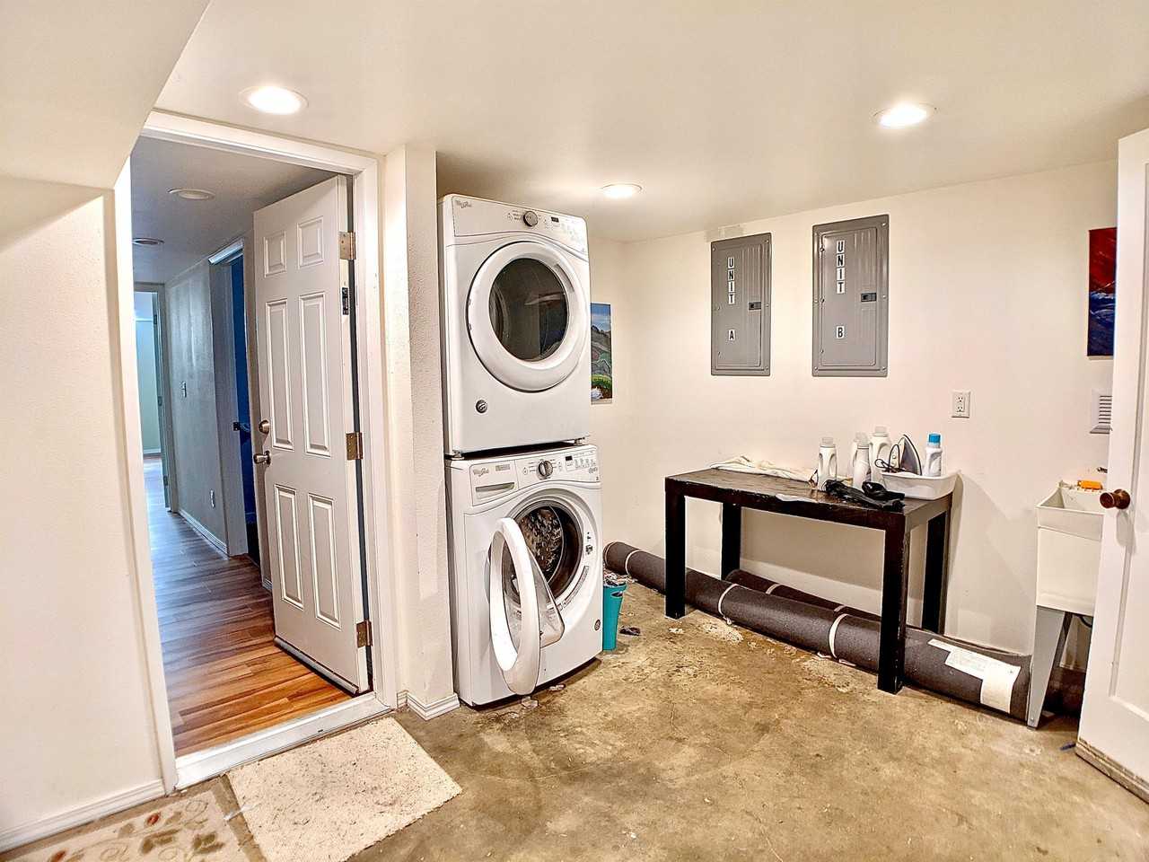 5404 Ne 54th Ave #B - Photo 2 of 24