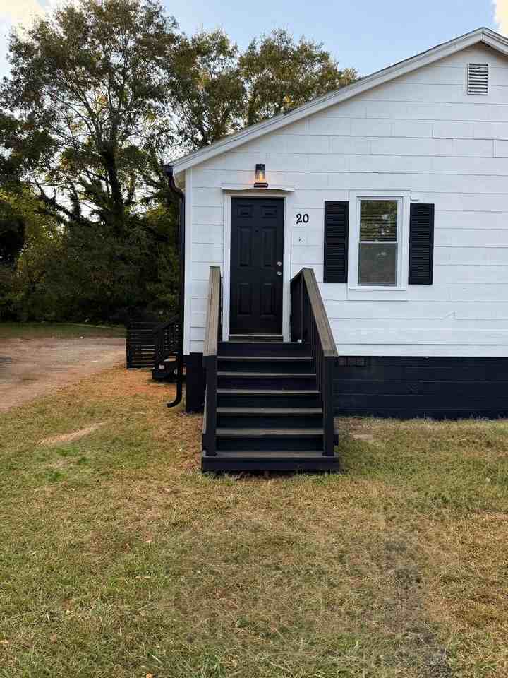 20 Burgess Ave #20 - Photo 2 of 13