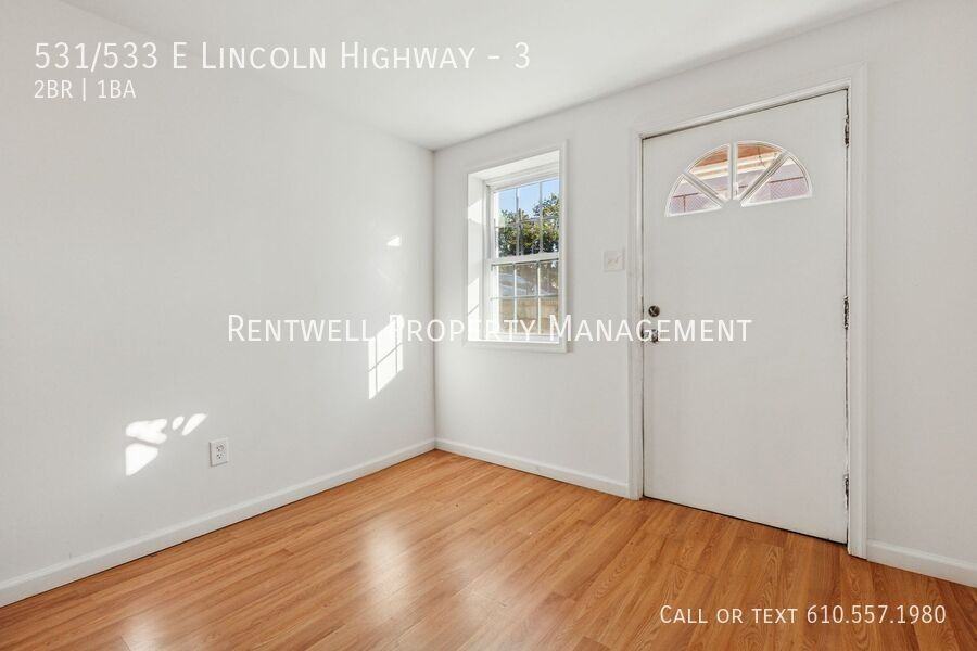 LINCOLN & #3 - Photo 3 of 12