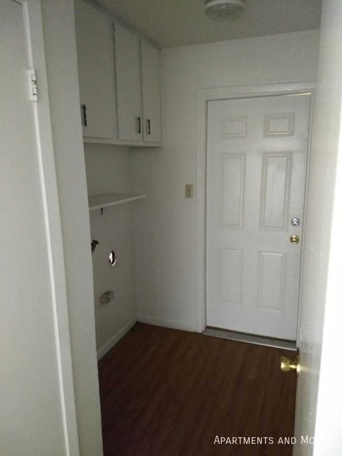 707 Allen St - Photo 6 of 23