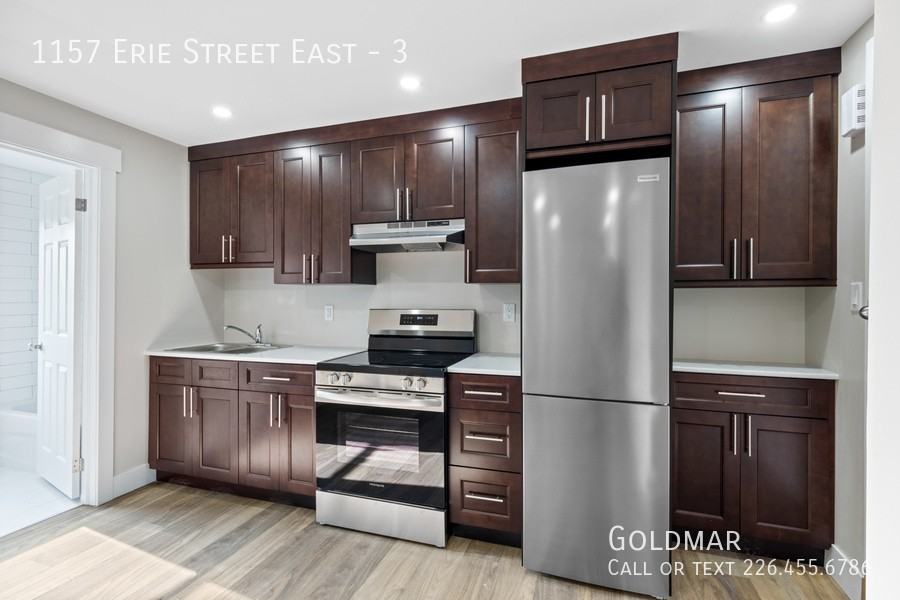 1157 Erie St E #3 - Photo 2 of 17