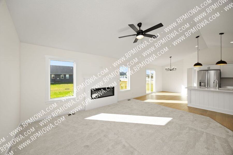209 12th Court Northwest - Photo 3 of 27