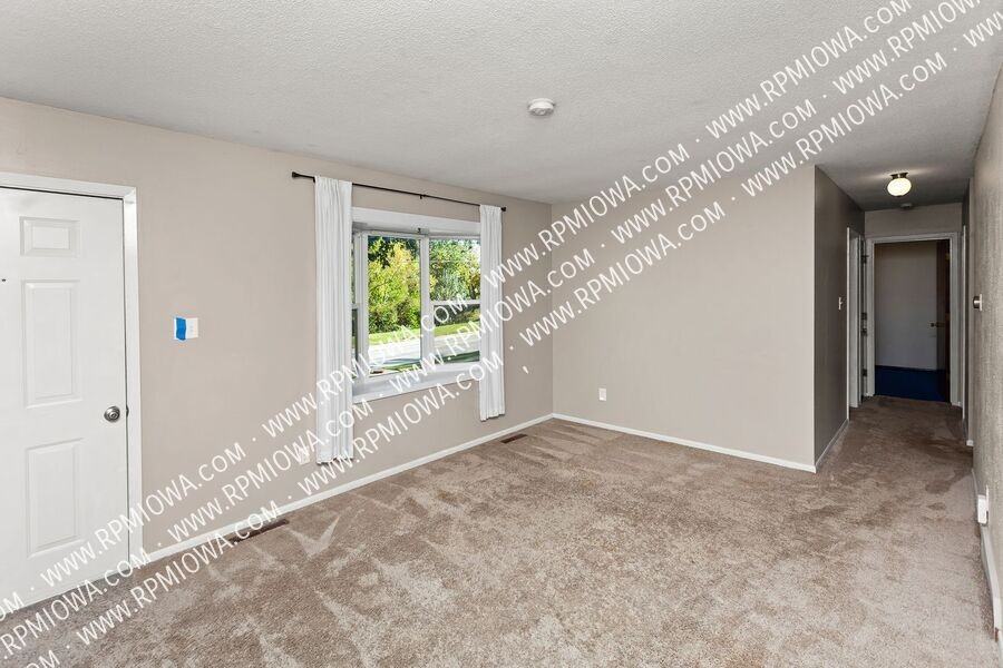 1000 W Broadway St - Photo 3 of 29