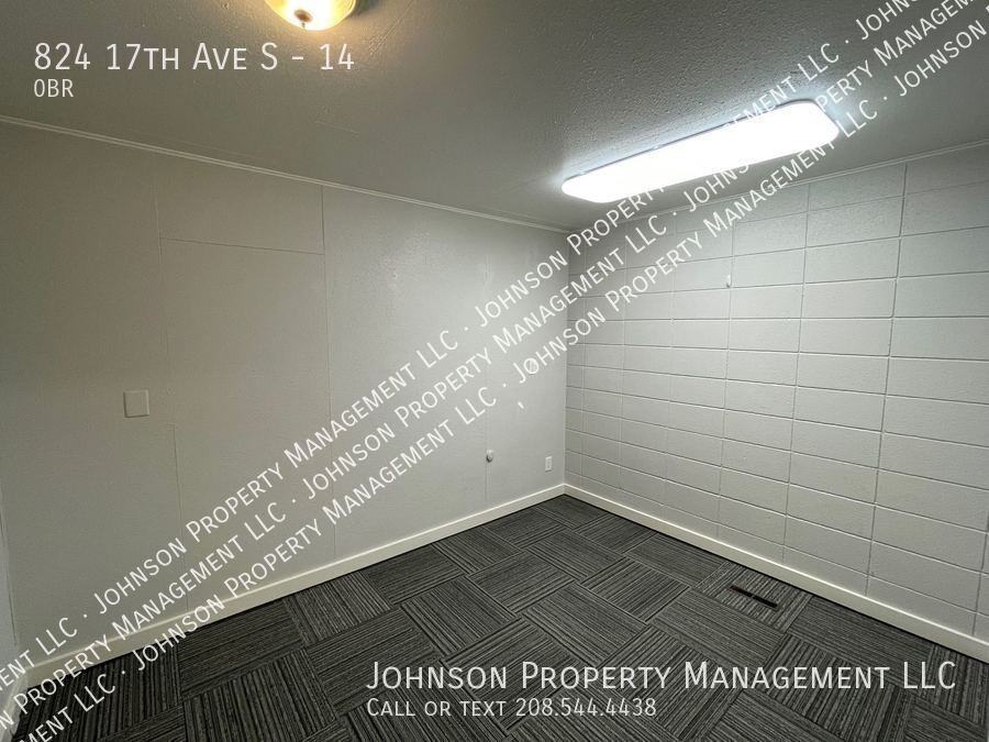 824 17th Avenue South #14 - Photo 4 of 10