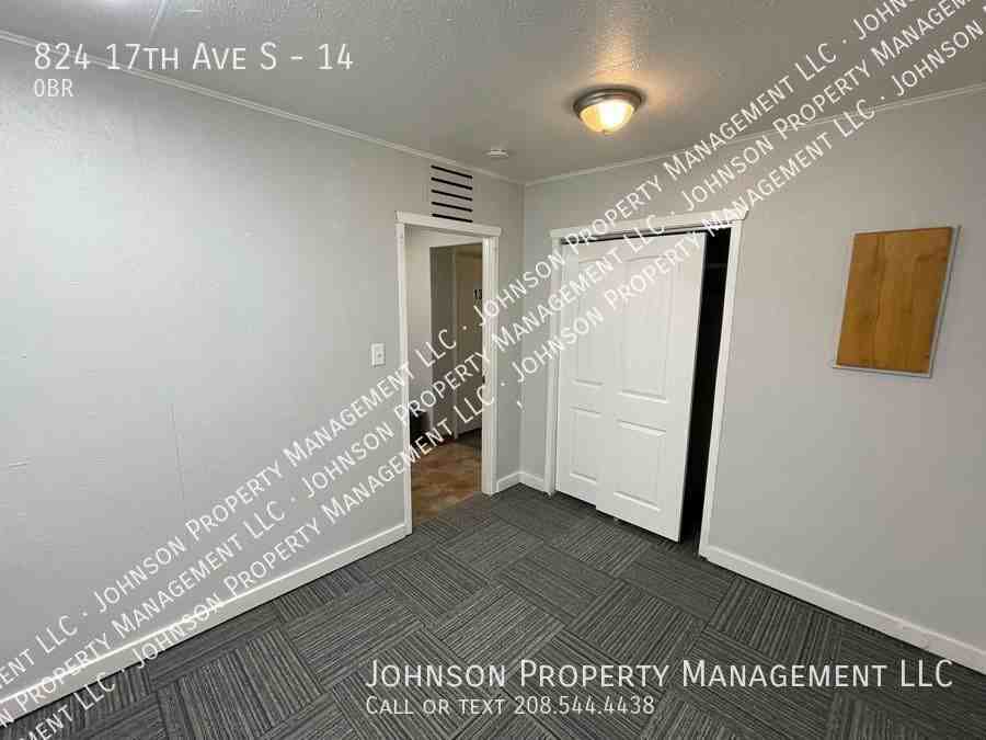 824 17th Avenue South #14 - Photo 5 of 10