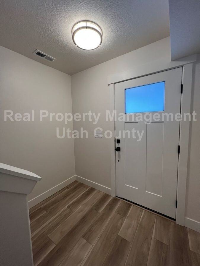 645 E 340 S - Photo 2 of 38