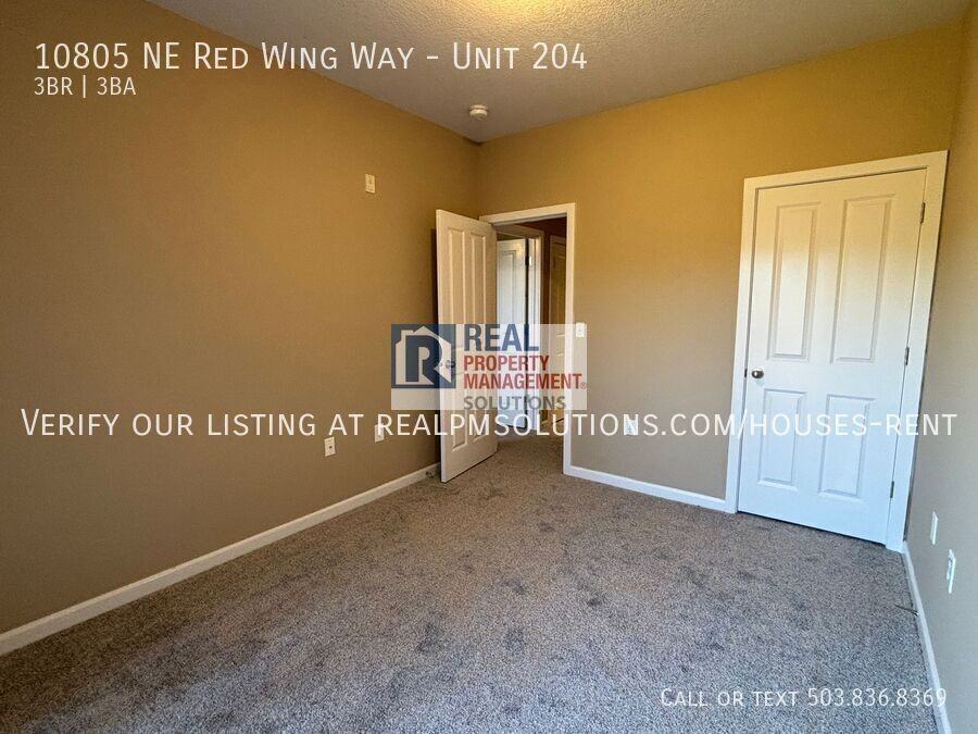 10805 Northeast Red Wing Way #204 - Photo 3 of 15