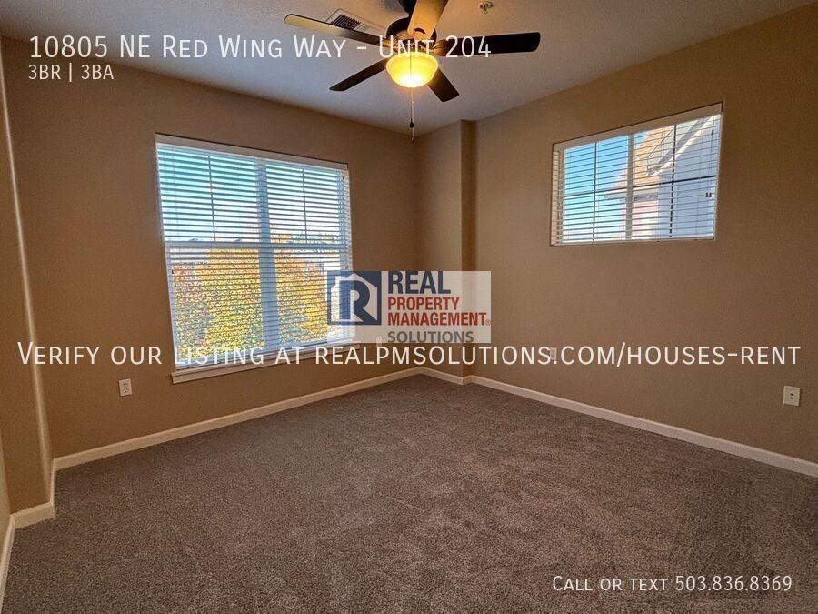 10805 Northeast Red Wing Way #204 - Photo 5 of 15