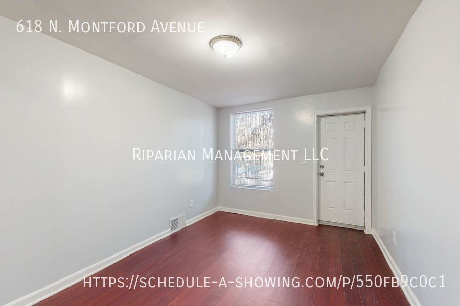 618 N Montford Ave - Photo 4 of 20