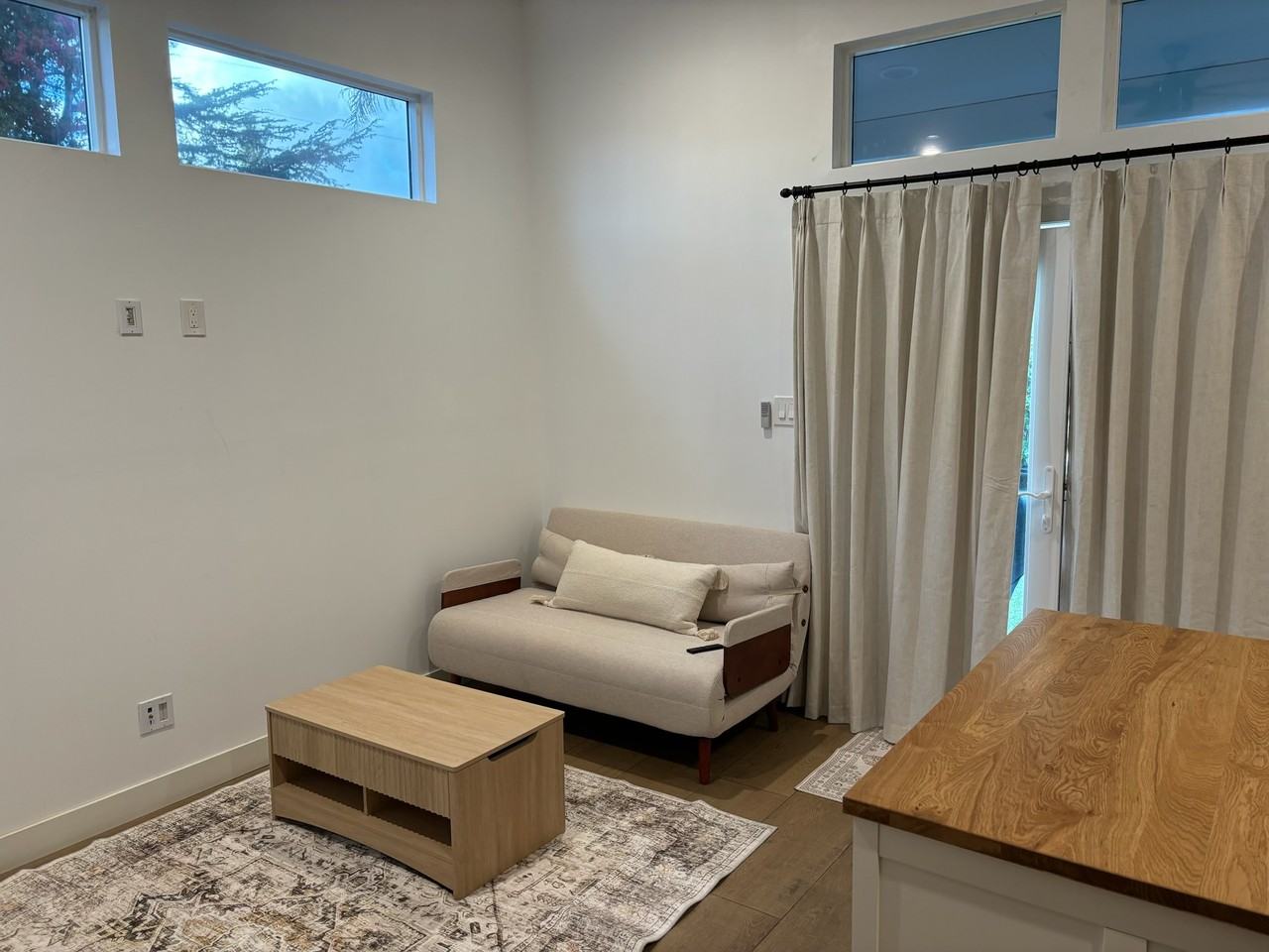 9151 White Oak Ave #POOL - Photo 4 of 17