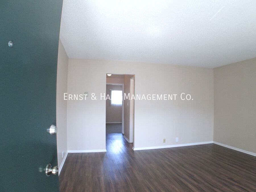 237 Lime Ave #07 - Photo 2 of 19