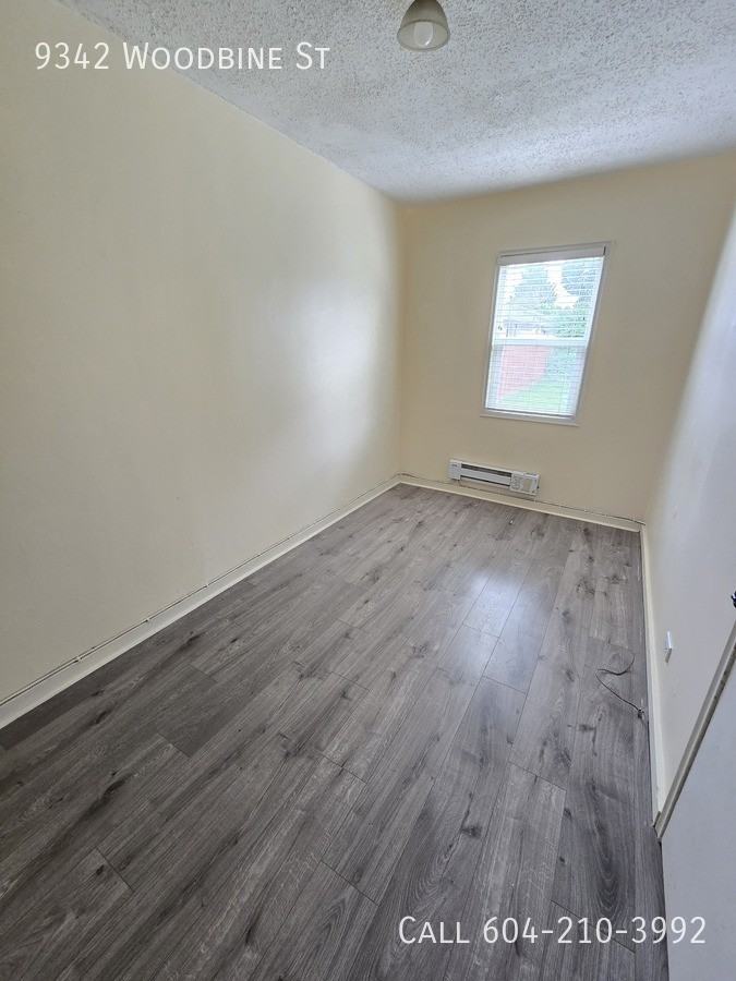 9342 Woodbine St - Photo 3 of 8