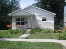 featured image of 224 W 3rd St