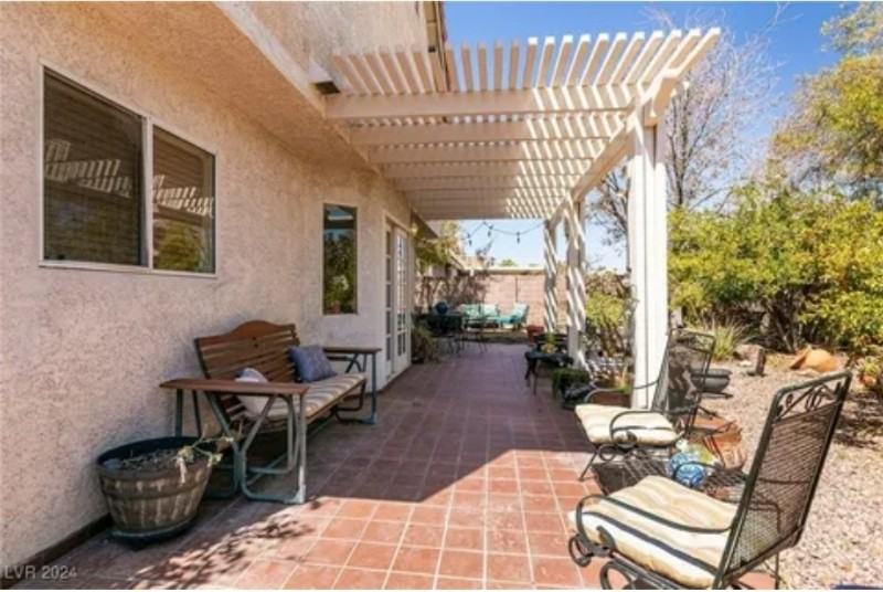 1834 Escondido Ter - Photo 3 of 3