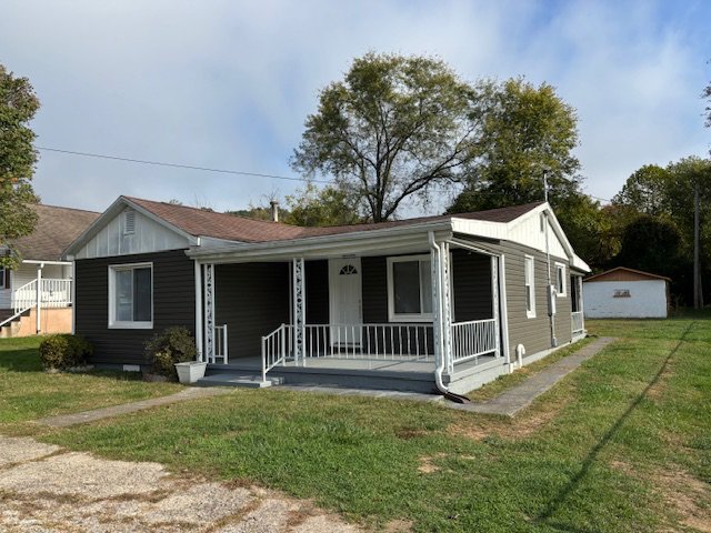 210 E 1st St - Photo 2 of 14