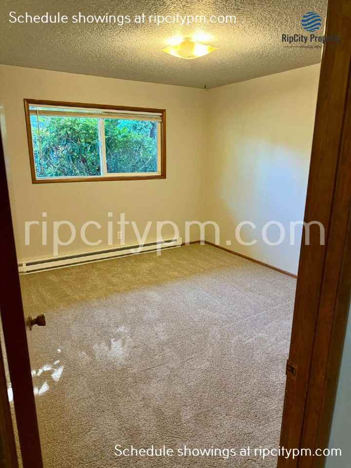 21723 Se Alder Dr #6 - Photo 5 of 11