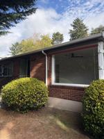 featured image of 4858 Fauntleroy Way Sw