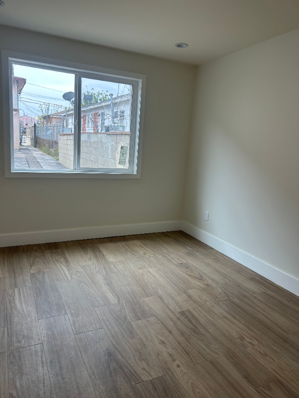 825 West Colden Avenue #1-2 - Photo 6 of 20