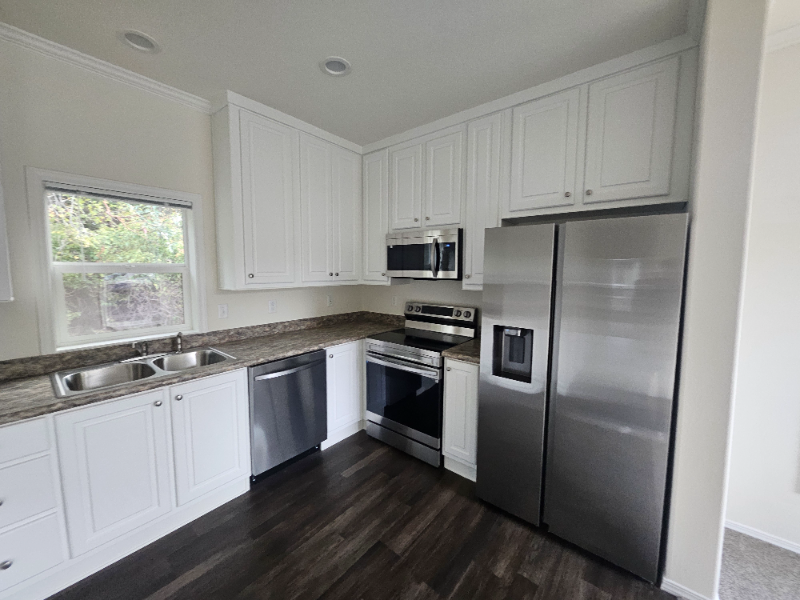 1110 15th St - Photo 3 of 12