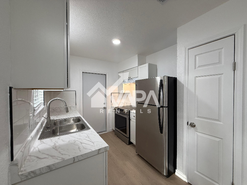 4322 Eagle Nest - Photo 6 of 19