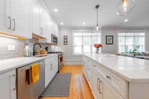 featured image of 135 College Farm Rd #1