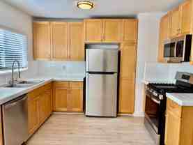 812 Westmount Dr - Photo 1 of 1