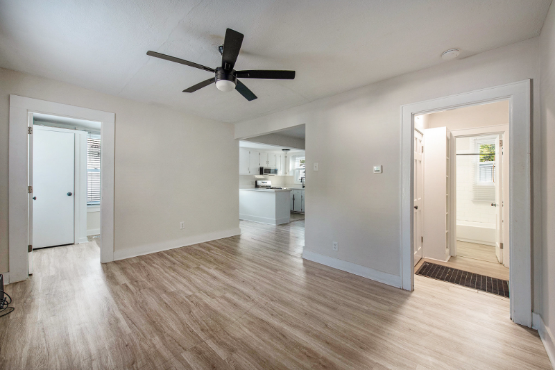 2755 E Surrey Dr #A - Photo 3 of 16