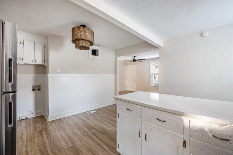 2755 E Surrey Dr #A - Photo 4 of 16